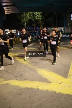 Runner Photo 4270643