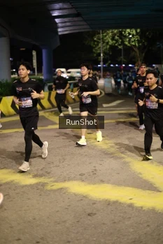 Runner Photo 4270644