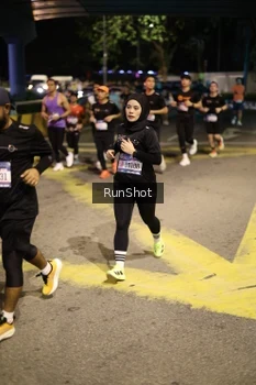 Runner Photo 4270711