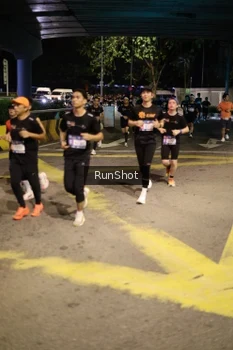 Runner Photo 4270718