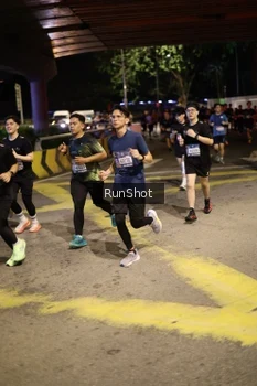 Runner Photo 4270770