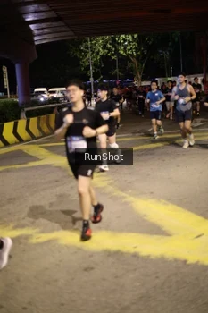 Runner Photo 4270785