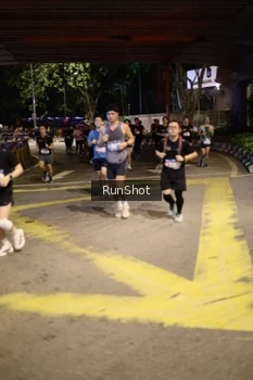 Runner Photo 4270792