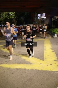 Runner Photo 4270799