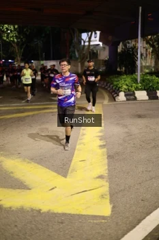 Runner Photo 4270960