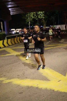 Runner Photo 4270961