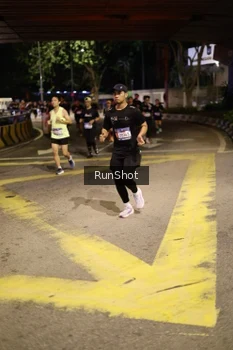 Runner Photo 4270974