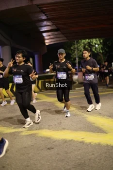 Runner Photo 4271056