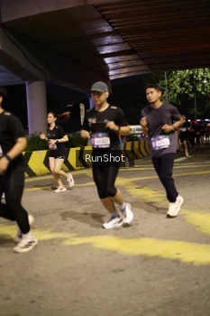 Runner Photo 4271069