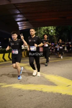 Runner Photo 4271115