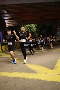 Runner Photo 4271116