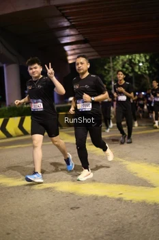 Runner Photo 4271118