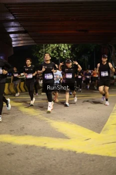 Runner Photo 4271145