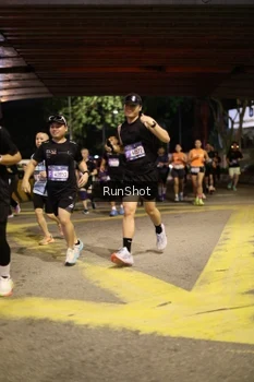 Runner Photo 4271167