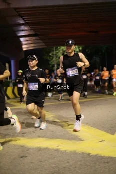 Runner Photo 4271170
