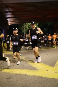 Runner Photo 4271173