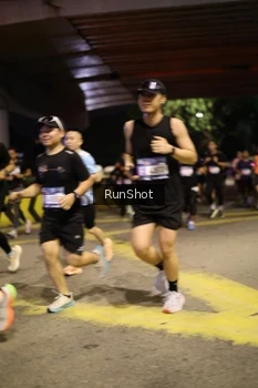 Runner Photo 4271184