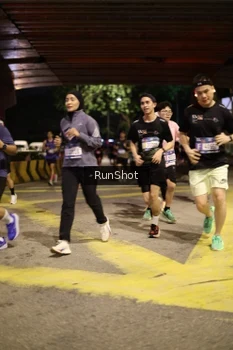 Runner Photo 4271272