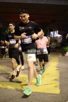 Runner Photo 4271285
