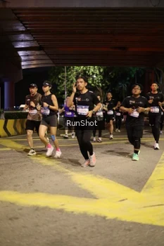Runner Photo 4271298