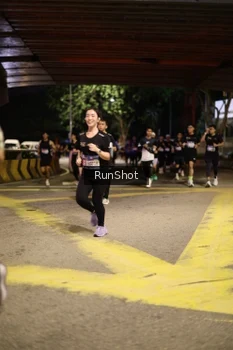 Runner Photo 4271354