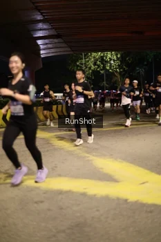 Runner Photo 4271373