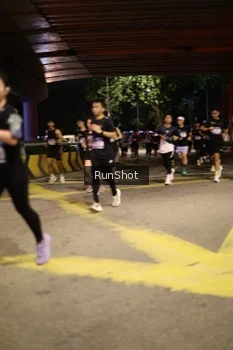 Runner Photo 4271377