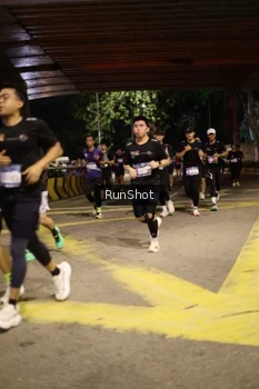 Runner Photo 4271413