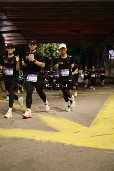 Runner Photo 4271445