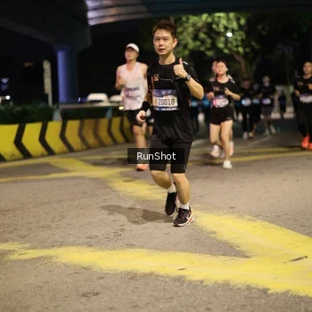 Runner Photo 4271493
