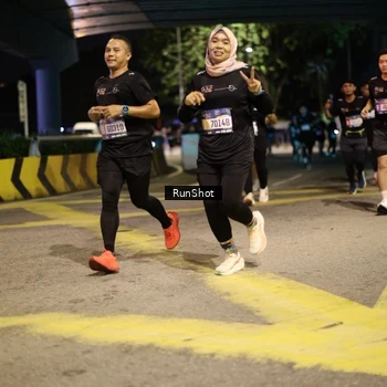 Runner Photo 4271501