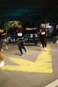 Runner Photo 4271537