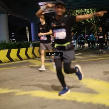 Runner Photo 4271552