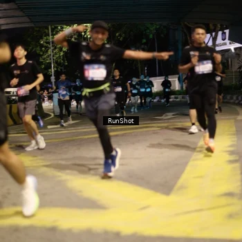 Runner Photo 4271555