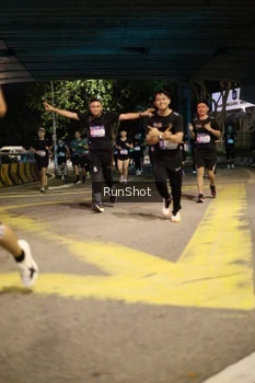 Runner Photo 4271565