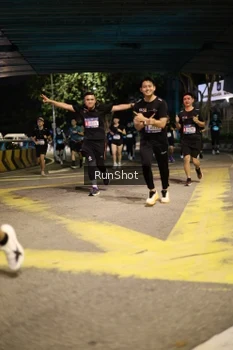 Runner Photo 4271566