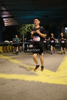 Runner Photo 4271597