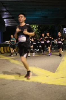 Runner Photo 4271607