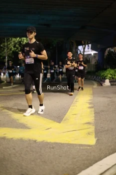 Runner Photo 4271610