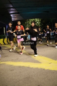 Runner Photo 4271638