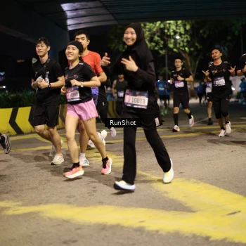Runner Photo 4271642