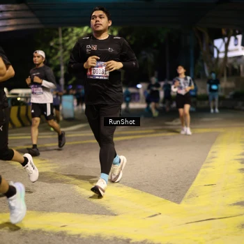 Runner Photo 4271658