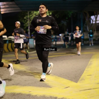 Runner Photo 4271660