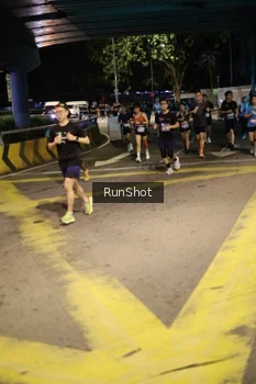 Runner Photo 4271676