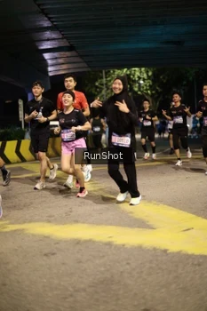 Runner Photo 4271678