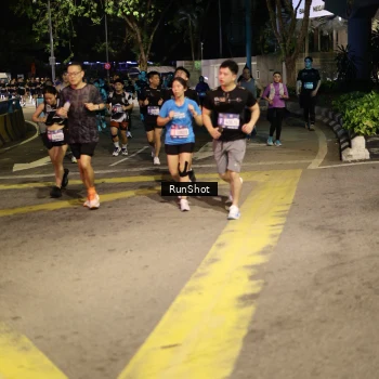 Runner Photo 4271698