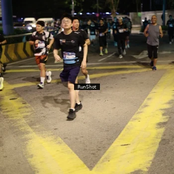 Runner Photo 4271721