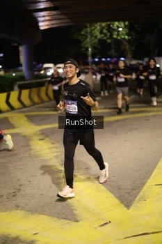 Runner Photo 4271766