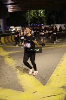 Runner Photo 4271767