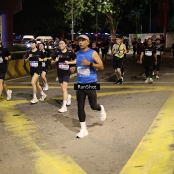 Runner Photo 4271839